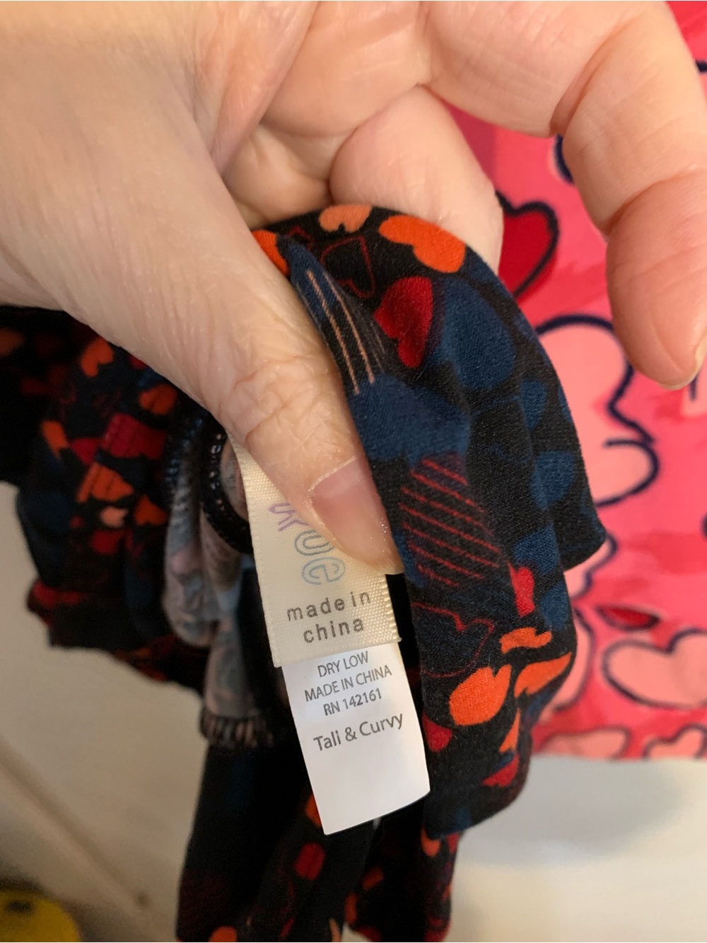 Plus size valentines leggings 18-20 - Picture 3 of 4
